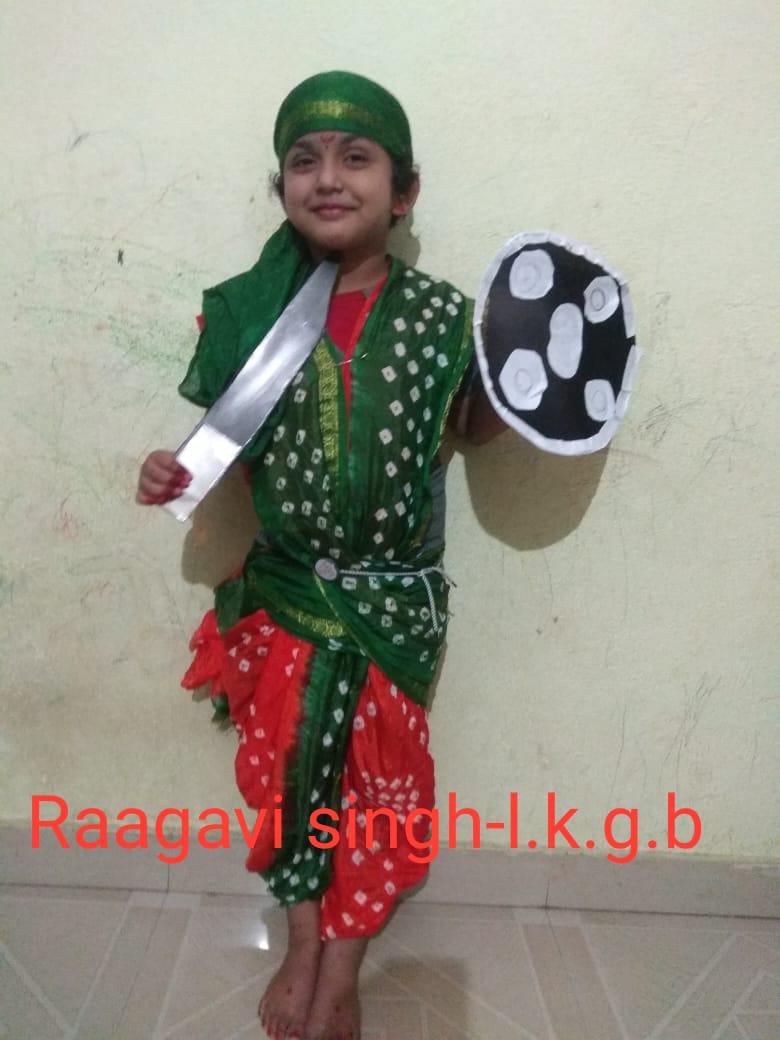  FANCY DRESS COMPETITION-LKG-B